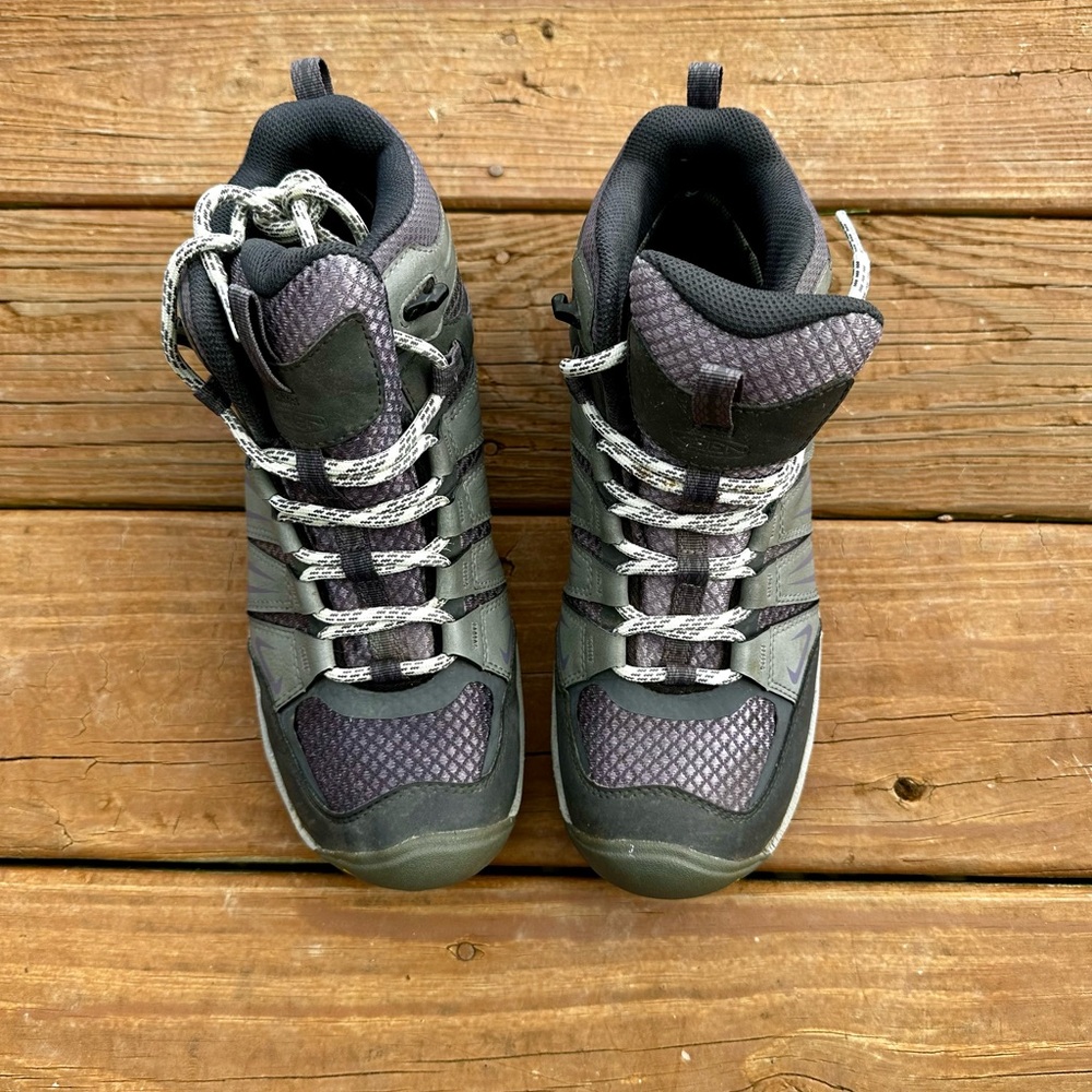 Keen Purple and Gray mid lace up hiking boots